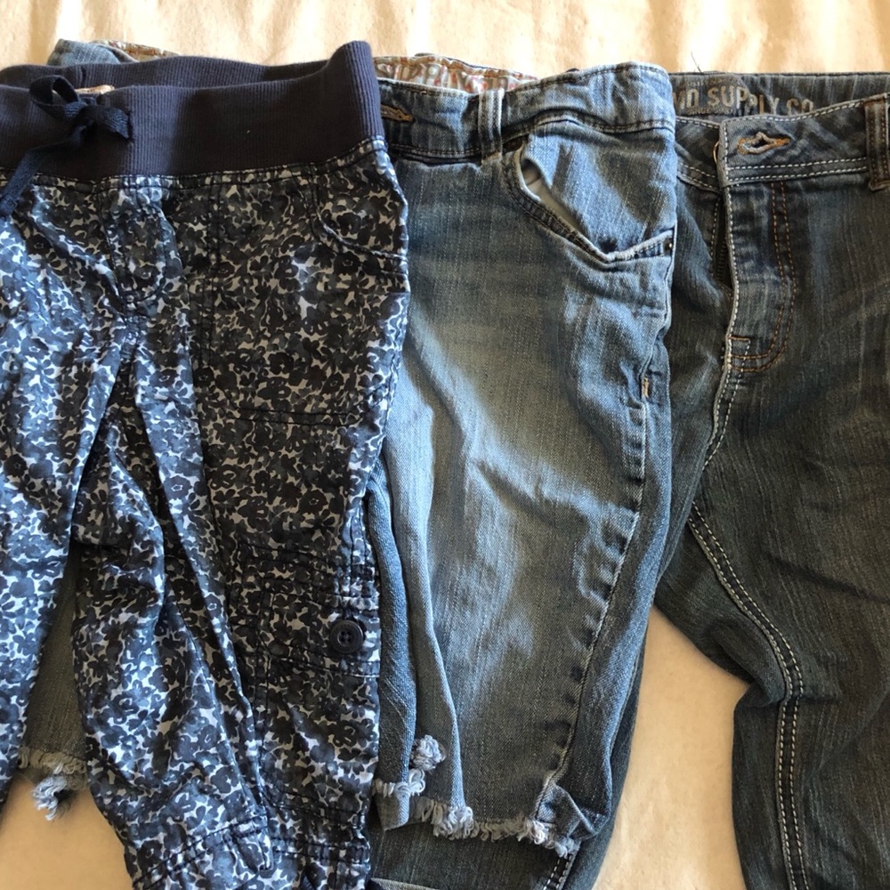 3 child shorts (XL)